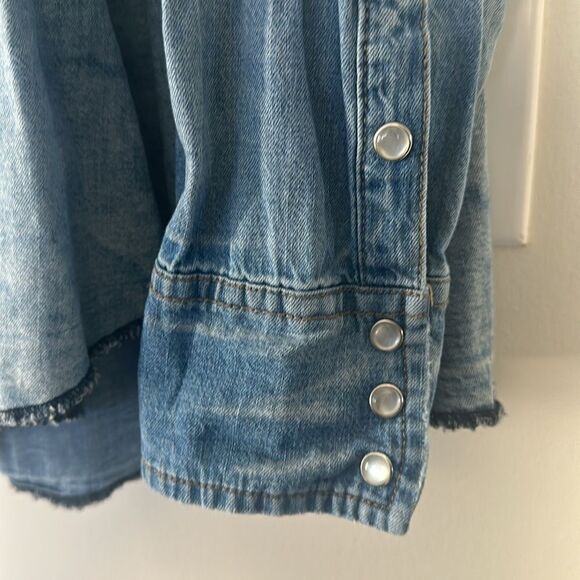 Free People Dylan Babydoll Chambray Shirt L - Picture 5 of 9